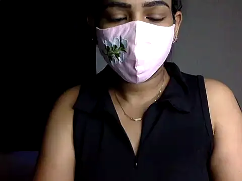 Snapshot of Nisha-moon chatting on July 11, 2026, 6:49 am Nisha-moon online show from July 11, 2026, 6:49 am