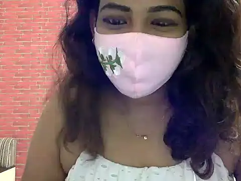 Snapshot of Nisha-moon chatting on July 18, 2026, 7:12 am Nisha-moon online show from July 18, 2026, 7:12 am