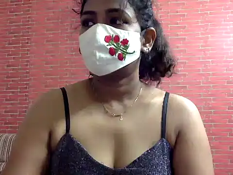 Snapshot of Nisha-moon chatting on July 25, 2026, 7:06 am Nisha-moon online show from July 25, 2026, 7:06 am