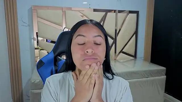 lia x a online show from June 20, 2026, 1:03 pm