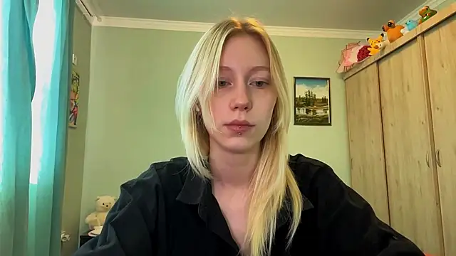 BossedFrog online show from July 4, 2026, 2:01 pm