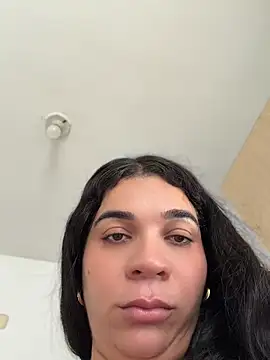 Siri Luxx online show from July 1, 2026, 9:03 pm