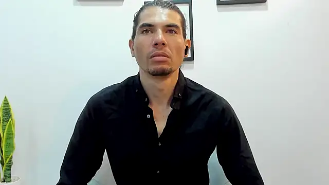 Snapshot of Antony_Stone chatting on July 4, 2026, 3:51 pm Antony Stone online show from July 4, 2026, 3:51 pm