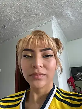NatalieSterling online show from June 23, 2026, 2:26 pm