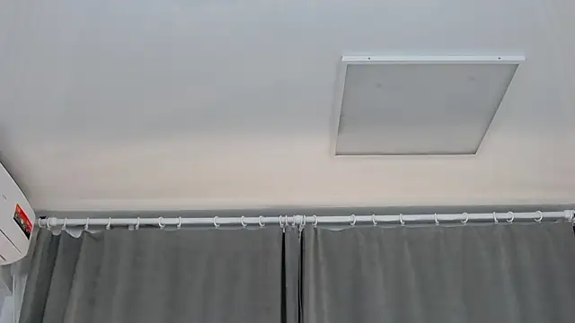 LirienVexx online show from June 20, 2026, 3:31 am
