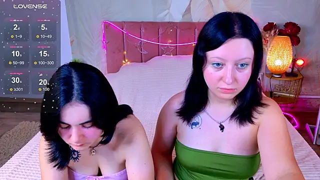 RuthHalll online show from July 8, 2026, 10:09 am