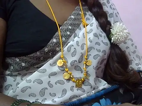 tamil-priyaaa online show from August 3, 2026, 6:44 pm