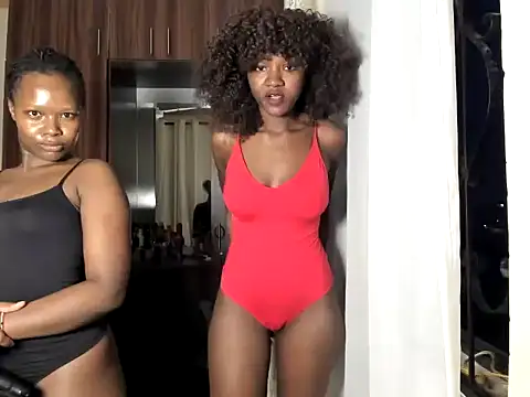 Snapshot of Urfavvduo chatting on June 15, 2026, 2:58 am Urfavvduo online show from June 15, 2026, 2:58 am