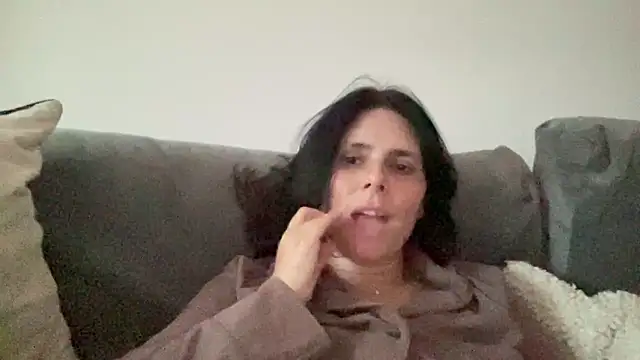 Snapshot of JadeLucy chatting on June 13, 2026, 7:56 pm JadeLucy online show from June 13, 2026, 7:56 pm