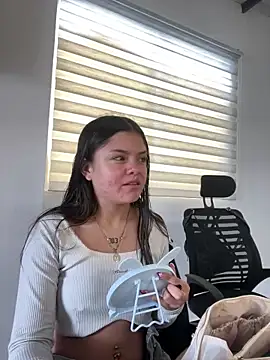 Camila Duarte 2 online show from June 30, 2026, 1:23 pm