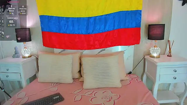 DanniValencia online show from July 4, 2026, 8:15 pm