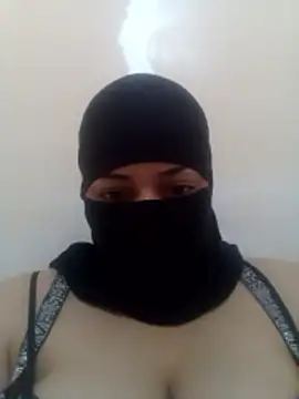 daloua sexy online show from June 17, 2026, 11:27 pm