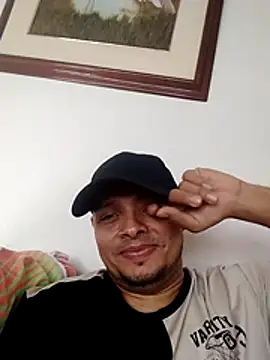 EnzoDesire online show from June 19, 2026, 8:56 pm