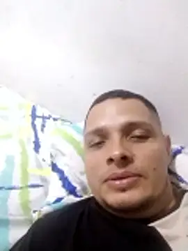 EnzoDesire online show from June 22, 2026, 4:09 am