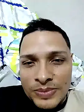 EnzoDesire online show from August 3, 2026, 1:04 am
