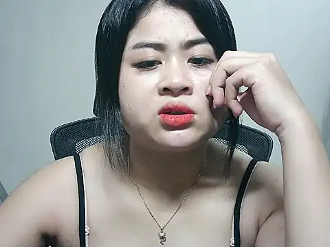 Aimee8386 online show from June 26, 2026, 6:07 am