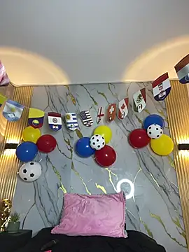 Snapshot of Tinakitten chatting on June 28, 2026, 12:22 pm Tinakitten online show from June 28, 2026, 12:22 pm