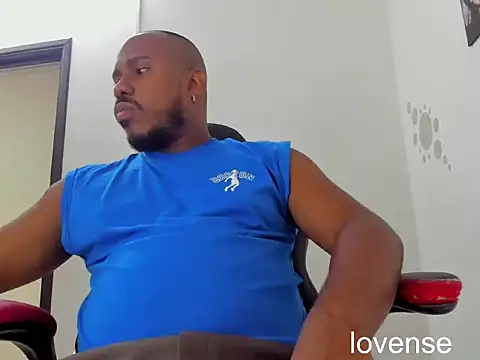Snapshot of AlessandroHammed chatting on June 18, 2026, 4:22 pm AlessandroHammed online show from June 18, 2026, 4:22 pm