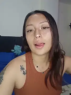 Snapshot of MiaSaen chatting on June 17, 2026, 4:59 am MiaSaen online show from June 17, 2026, 4:59 am