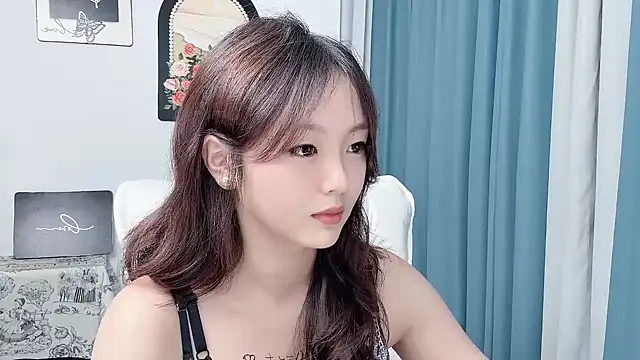 wenwen8888 online show from July 4, 2026, 3:51 pm