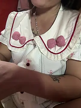 -Naty- online show from August 3, 2026, 7:07 am