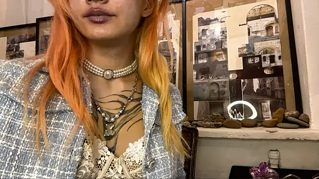 JoanneMcauly online show from June 24, 2026, 9:47 pm