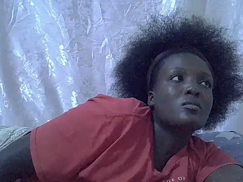 Hot-Zelinda online show from June 15, 2026, 10:45 pm