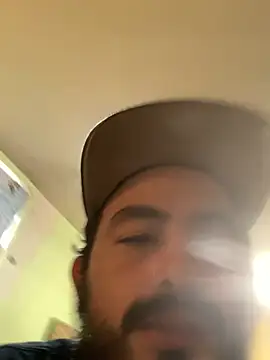 Snapshot of urratherme chatting on June 20, 2026, 10:23 pm urratherme online show from June 20, 2026, 10:23 pm