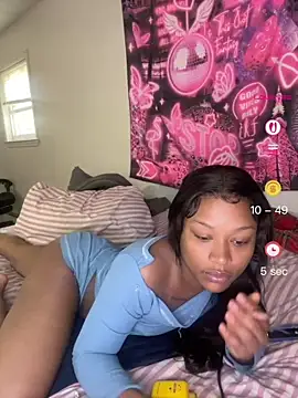 Snapshot of Prettywettkittycc chatting on June 16, 2026, 3:47 pm Prettywettkittycc online show from June 16, 2026, 3:47 pm
