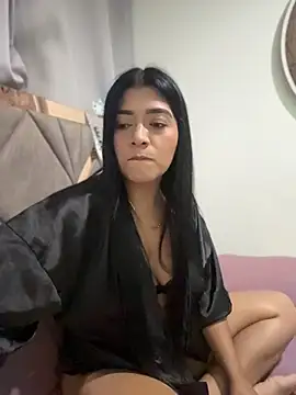 pocahontas6969 online show from June 18, 2026, 3:07 am
