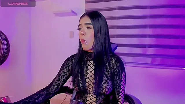 Snapshot of cami_greedy chatting on July 24, 2026, 2:20 am cami greedy online show from July 24, 2026, 2:20 am