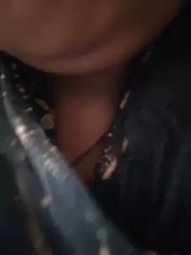 riyana tai online show from June 18, 2026, 4:13 am
