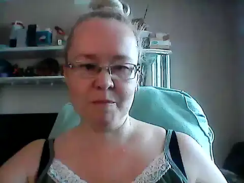 Viola27 online show from June 14, 2026, 7:43 am
