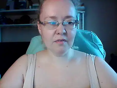 Viola27 online show from June 29, 2026, 2:17 pm