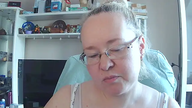 Viola27 online show from July 4, 2026, 9:15 am