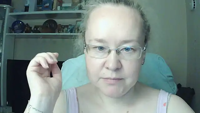 Viola27 online show from July 6, 2026, 4:42 pm