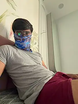 dreamy boy online show from June 10, 2026, 4:01 am