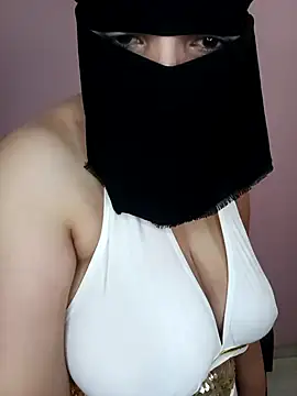 hot farawla00 online show from June 21, 2026, 8:50 am