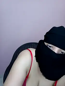 hot farawla00 online show from June 25, 2026, 10:09 am