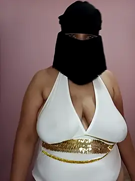 hot farawla00 online show from July 13, 2026, 9:23 am