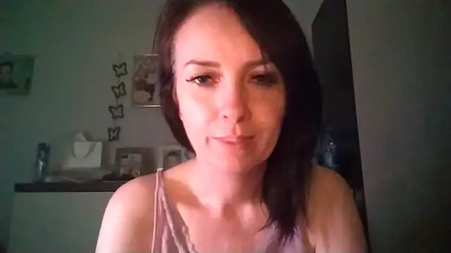JenniferAlone online show from June 16, 2026, 9:17 pm