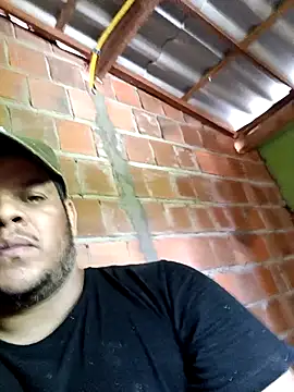 FFelipe000777 online show from August 5, 2026, 2:42 pm