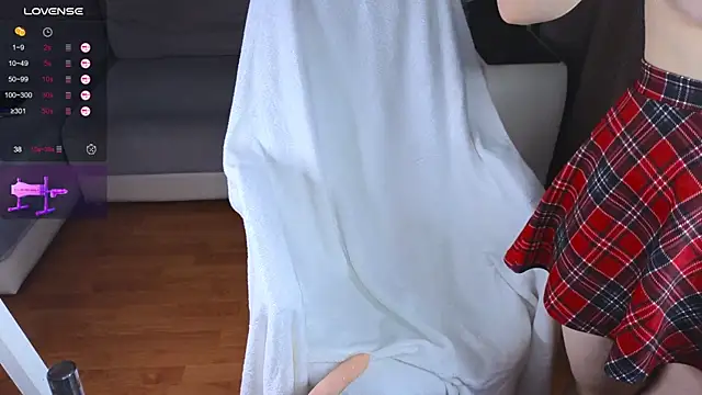 IMNOTSHYBABY online show from June 27, 2026, 5:23 am