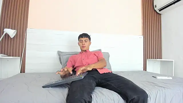Bruno fox online show from July 24, 2026, 8:07 pm
