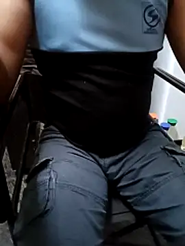 Snapshot of Lawrencedlkk007 chatting on February 10, 2026, 11:03 am Lawrencedlkk007 online show from February 10, 2026, 11:03 am