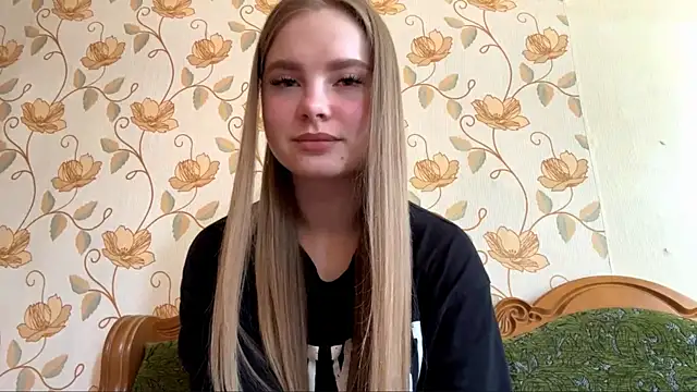ArethaSchlauch online show from June 10, 2026, 2:27 pm