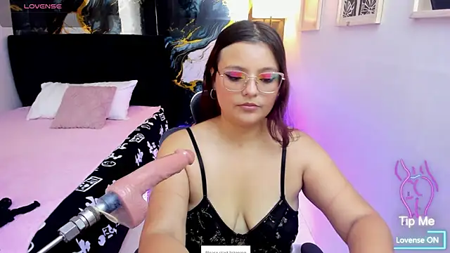 Miss Kloee online show from July 26, 2026, 2:35 pm