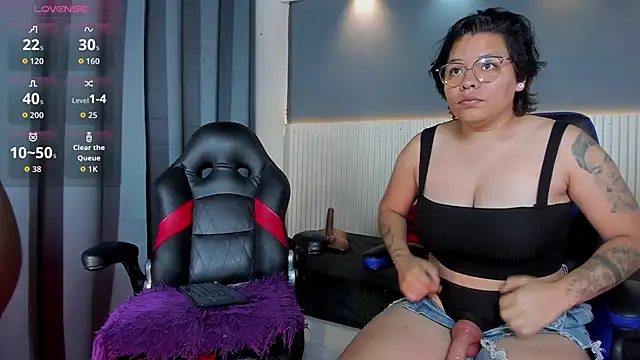 Paradisselaa online show from June 10, 2026, 12:48 pm