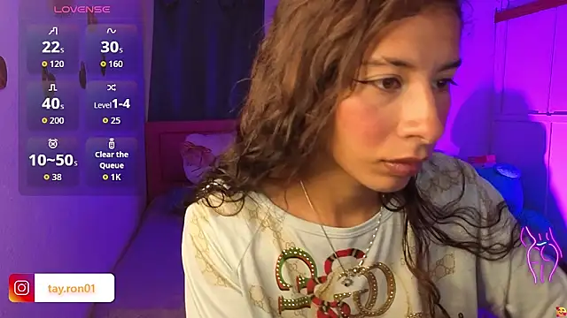 Snapshot of Siena_sofia chatting on June 19, 2026, 8:18 am Siena sofia online show from June 19, 2026, 8:18 am
