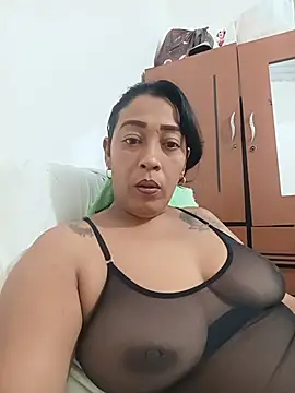 candelahot10 online show from July 18, 2026, 1:26 pm